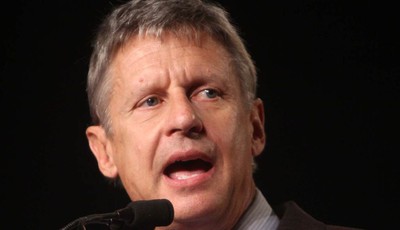 
              FILE - In this Sept 23, 2011 file photo, Libertarian Party presidential candidate, former New Mexico Gov.  Gary Johnson speaks in Orlando, Fla. President Barack Obama